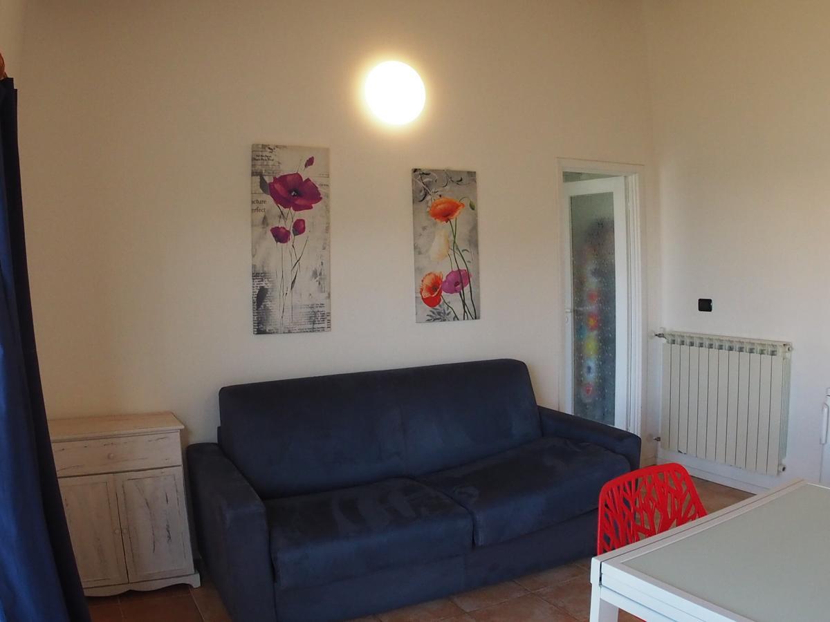 Casa Vacanze Bungalow I Girasoli Ventimiglia Esterno foto