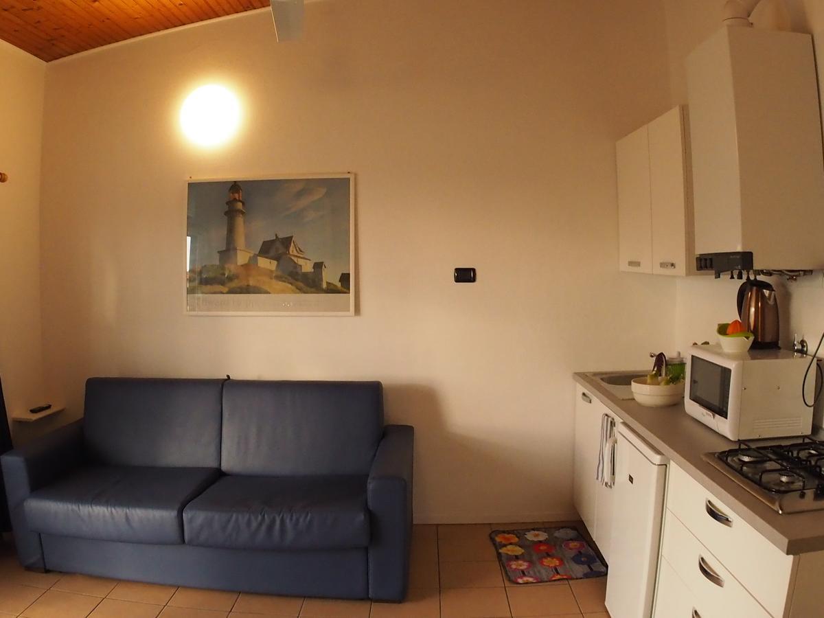 Casa Vacanze Bungalow I Girasoli Ventimiglia Esterno foto